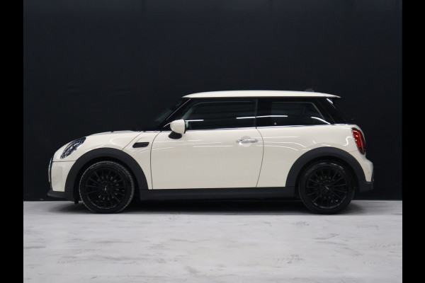 MINI 3-deurs 1.5 One Business Edition [APPLE CARPLAY, JCW VELG, PARKEERSENSOR, SPORTSTOELEN, CRUISE CONTROL, NIEUWSTAAT]
