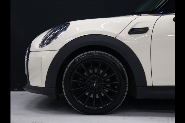 MINI 3-deurs 1.5 One Business Edition [APPLE CARPLAY, JCW VELG, PARKEERSENSOR, SPORTSTOELEN, CRUISE CONTROL, NIEUWSTAAT]