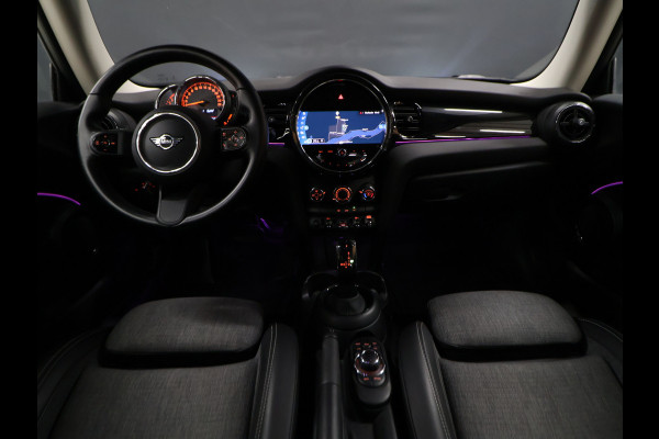 MINI 3-deurs 1.5 One Business Edition [APPLE CARPLAY, JCW VELG, PARKEERSENSOR, SPORTSTOELEN, CRUISE CONTROL, NIEUWSTAAT]