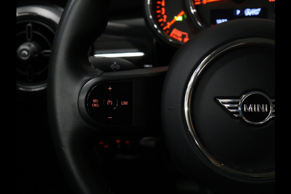 MINI 3-deurs 1.5 One Business Edition [APPLE CARPLAY, JCW VELG, PARKEERSENSOR, SPORTSTOELEN, CRUISE CONTROL, NIEUWSTAAT]