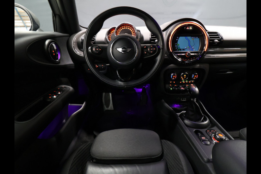 MINI Clubman 1.5 Cooper Chili Hyde Park [JCW VELG, PARKEERSENSOR V+A, STOELVERWARMING, CRUISE CONTROL, NAVIGATIE, BLUETOOTH, NIEUWSTAAT]