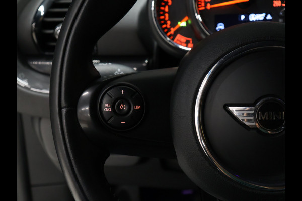 MINI Clubman 1.5 Cooper Chili Hyde Park [JCW VELG, PARKEERSENSOR V+A, STOELVERWARMING, CRUISE CONTROL, NAVIGATIE, BLUETOOTH, NIEUWSTAAT]
