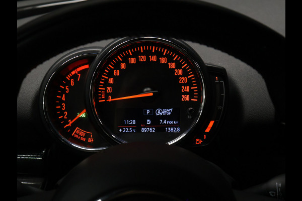 MINI Clubman 1.5 Cooper Chili Hyde Park [JCW VELG, PARKEERSENSOR V+A, STOELVERWARMING, CRUISE CONTROL, NAVIGATIE, BLUETOOTH, NIEUWSTAAT]