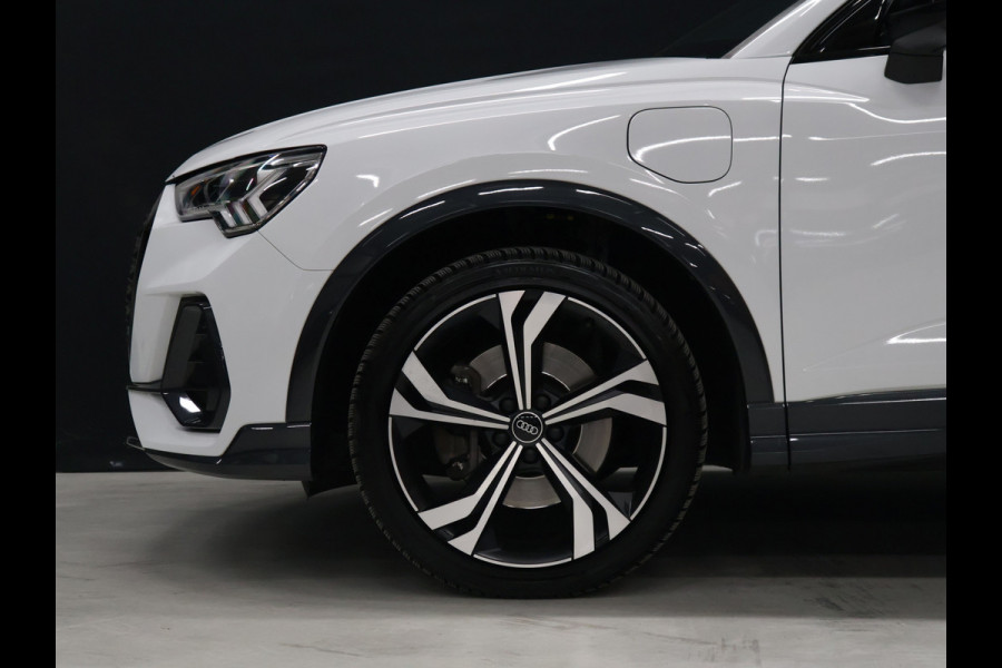 Audi Q3 Sportback 45 TFSI e Edition [TREKHAAK, APPLE CARPLAY, ANDROID AUTO, CAMERA, STOELVERWARMING, ADAPTIVE CRUISE, DODE HOEK DETECTIE, CLIMATE, NIEUWSTAAT]