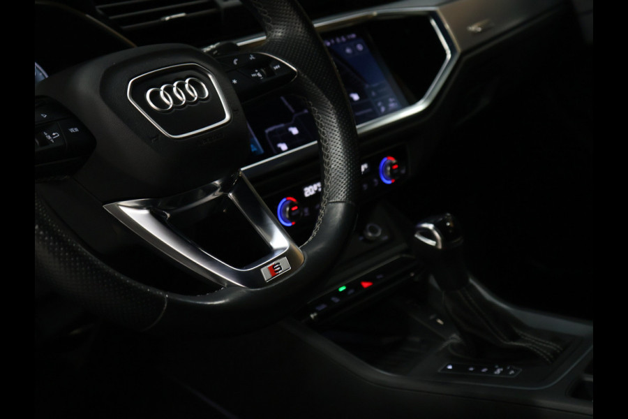 Audi Q3 Sportback 45 TFSI e Edition [TREKHAAK, APPLE CARPLAY, ANDROID AUTO, CAMERA, STOELVERWARMING, ADAPTIVE CRUISE, DODE HOEK DETECTIE, CLIMATE, NIEUWSTAAT]