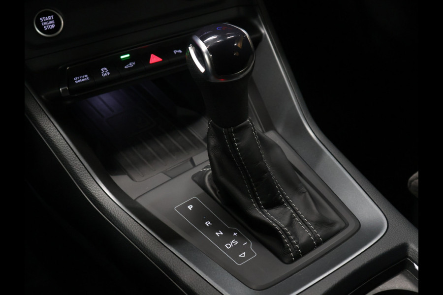Audi Q3 Sportback 45 TFSI e Edition [TREKHAAK, APPLE CARPLAY, ANDROID AUTO, CAMERA, STOELVERWARMING, ADAPTIVE CRUISE, DODE HOEK DETECTIE, CLIMATE, NIEUWSTAAT]