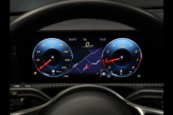 Mercedes-Benz A-Klasse 180 Business Solution AMG [SCHUIFKANTELDAK, CAMERA, STOELVERWARMING, BLUETOOTH, SCHAKELFLIPPERS, CRUISE, CLIMATE, NIEUWSTAAT]