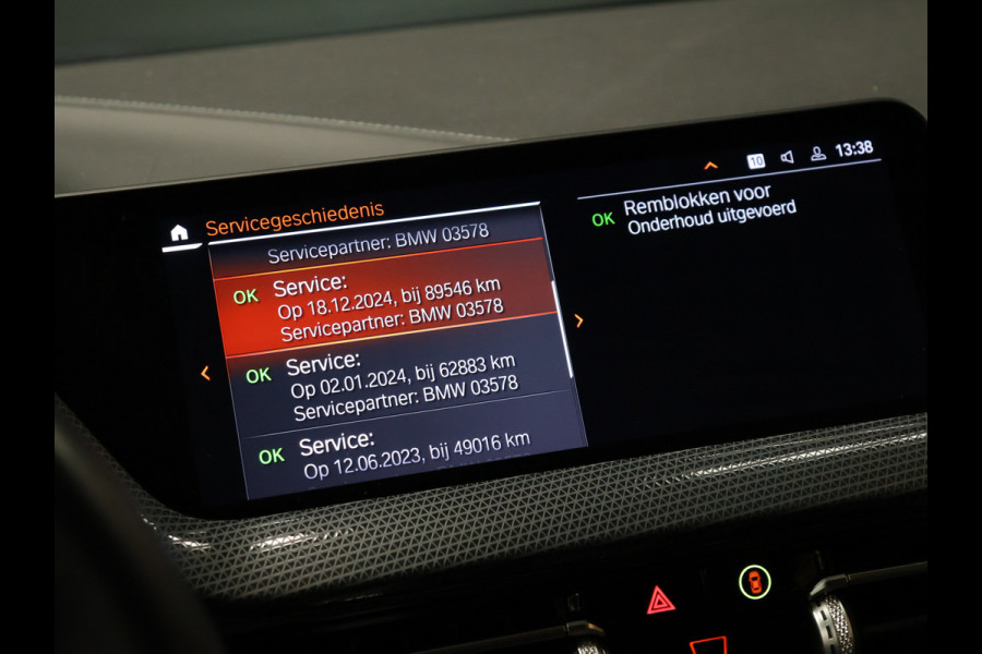 BMW 1-serie 118i Executive Edition [AFNEEMBARE TREKHAAK, APPLE CARPLAY, ANDROID, SPORTSTOELEN, PDC V+A, BMW LED, CRUISE, CLIMATE, NIEUWSTAAT]