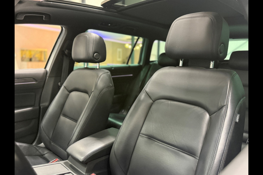 Volkswagen Passat Variant GTE 218pk DSG | Pano | Trekhaak | IQ Light | ACC | HUD | Nappa Leder | Massage | Camera