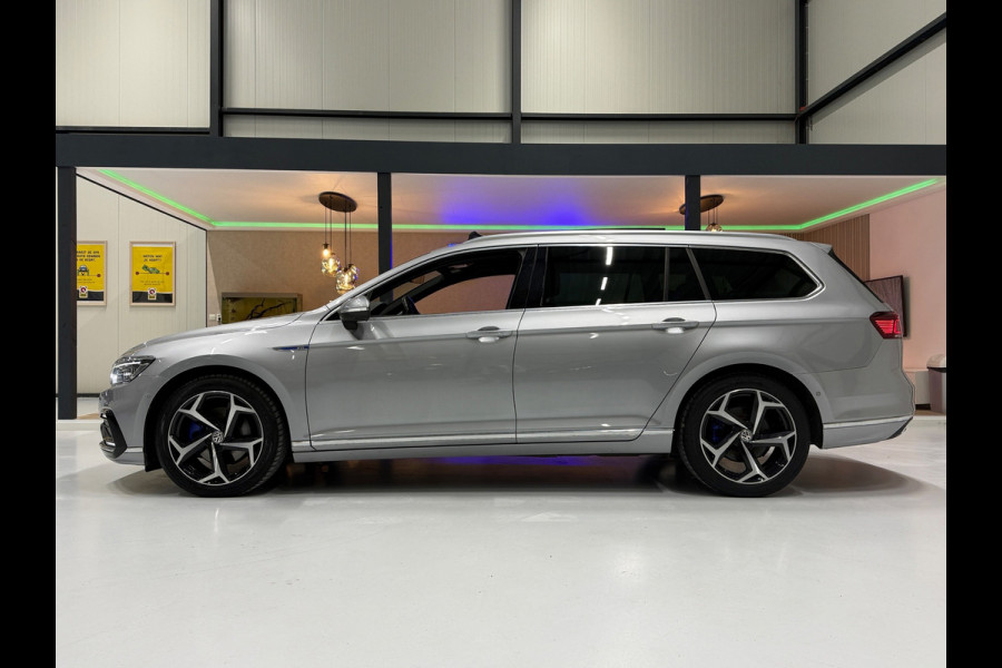 Volkswagen Passat Variant GTE 218pk DSG | Pano | Trekhaak | IQ Light | ACC | HUD | Nappa Leder | Massage | Camera