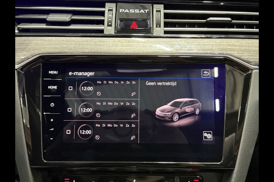 Volkswagen Passat Variant GTE 218pk DSG | Pano | Trekhaak | IQ Light | ACC | HUD | Nappa Leder | Massage | Camera