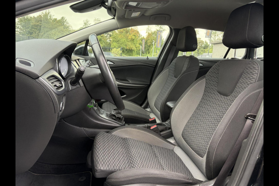 Opel Astra Sports Tourer 1.2 Edition ✓2e Eigenaar✓Trekhaak✓131pk✓Navi✓Airco✓Cruise✓Pdc V+A✓Lm velgen✓Dealer Onderhouden✓Comfortstoelen✓N.A.P✓Apk tot 07-2028