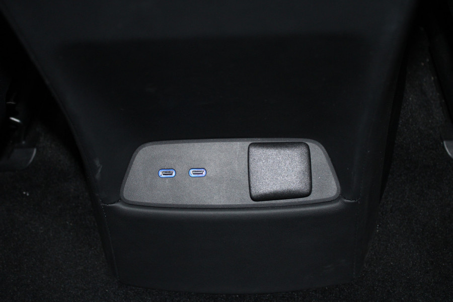 Mercedes-Benz G-Klasse AMG 63 / G MANUFAKTUR magno / 2026 / Massage / BTW / Vol Opties / NIEUWSTAAT