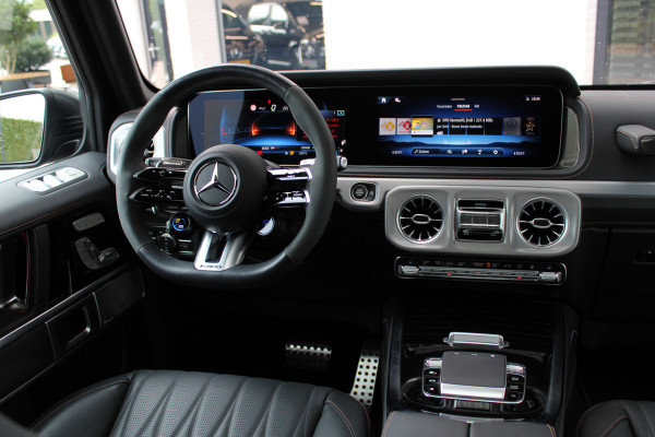 Mercedes-Benz G-Klasse AMG 63 / G MANUFAKTUR magno / 2026 / Massage / BTW / Vol Opties / NIEUWSTAAT