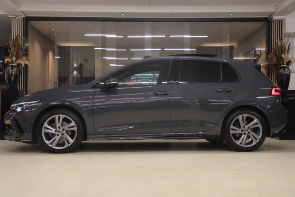 Volkswagen Golf 1.5 eTSI R-Line PANO/CAM/CARPLAY/KEYLES/IQ/ACC/VOL