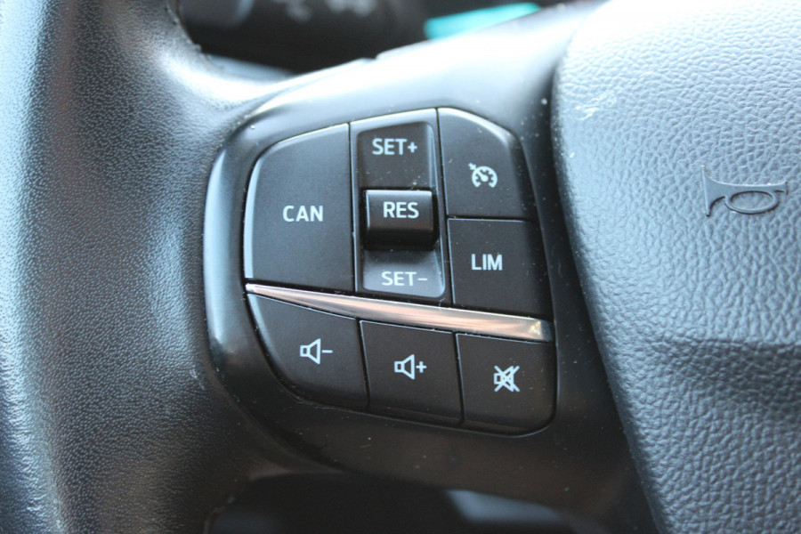 Ford FOCUS Wagon 1.0 EcoBoost Edition Business NAVI AIRCO PDC TREKHAAK 158000KM!!!