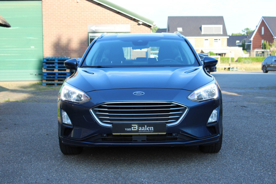 Ford FOCUS Wagon 1.0 EcoBoost Edition Business NAVI AIRCO PDC TREKHAAK 158000KM!!!