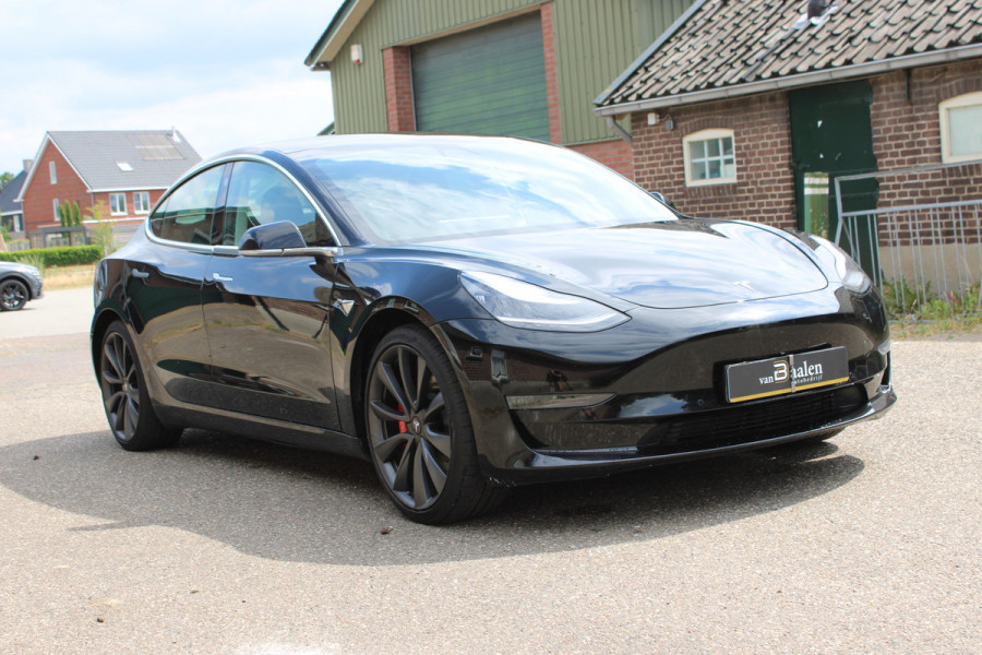 Tesla Model 3 Performance AWD 75 kWh SOh 89,4% PANO LEER NAVI ORG NL 115000KM!!!