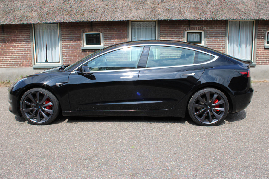 Tesla Model 3 Performance AWD 75 kWh SOh 89,4% PANO LEER NAVI ORG NL 115000KM!!!