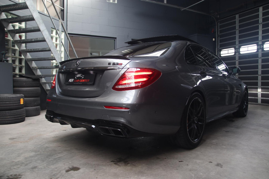 Mercedes-Benz E-Klasse AMG E63s CERAMIC-PANO-3D BURMESTER-MEMORY-HUD-360