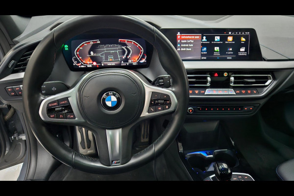 BMW 1-serie 118i M-Sport | Orig. NL | PANO | Sfeerverl. | Carplay | ACC