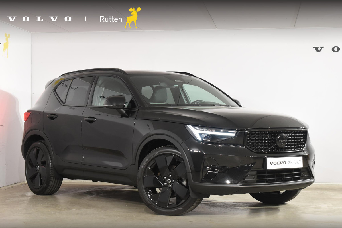 Volvo XC40 B3 177PK Automaat Plus Black Edition / Adaptive Cruise control / 360 Camera / Extra getint glas / 20'' velgen / Harman Kardon / Elektrisch verstelbare stoelen met geheugen / Stoel- en stuurverwarming