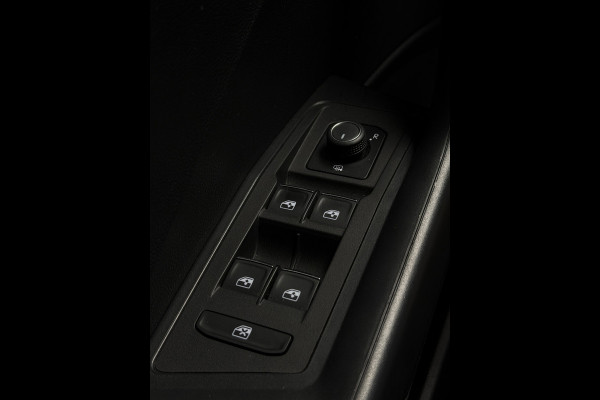 Volkswagen T-Roc 1.0 TSI Style CarPlay LED