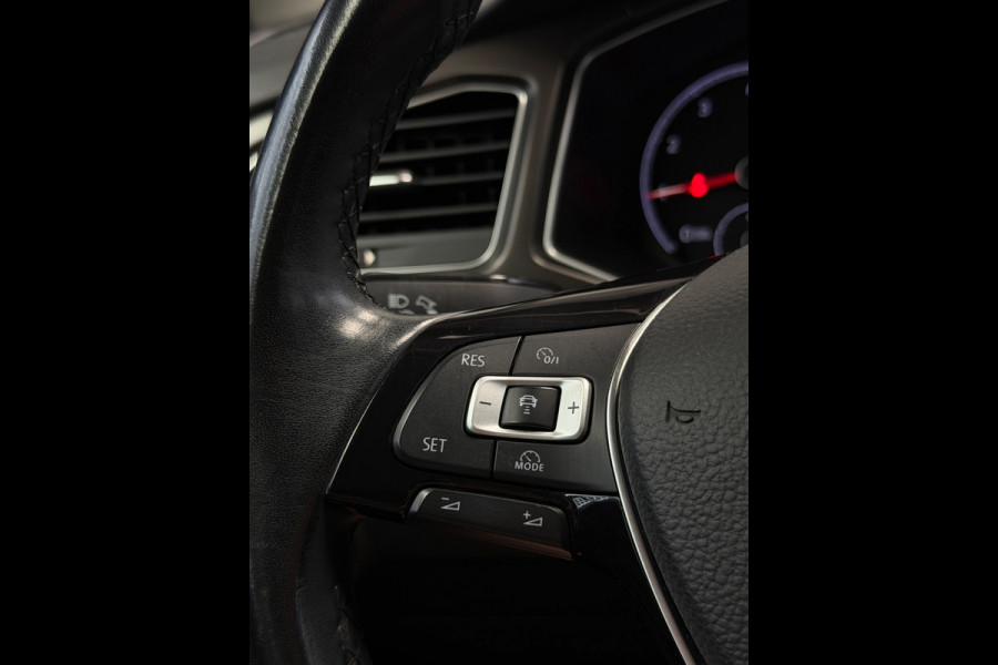 Volkswagen T-Roc 1.0 TSI Style CarPlay LED