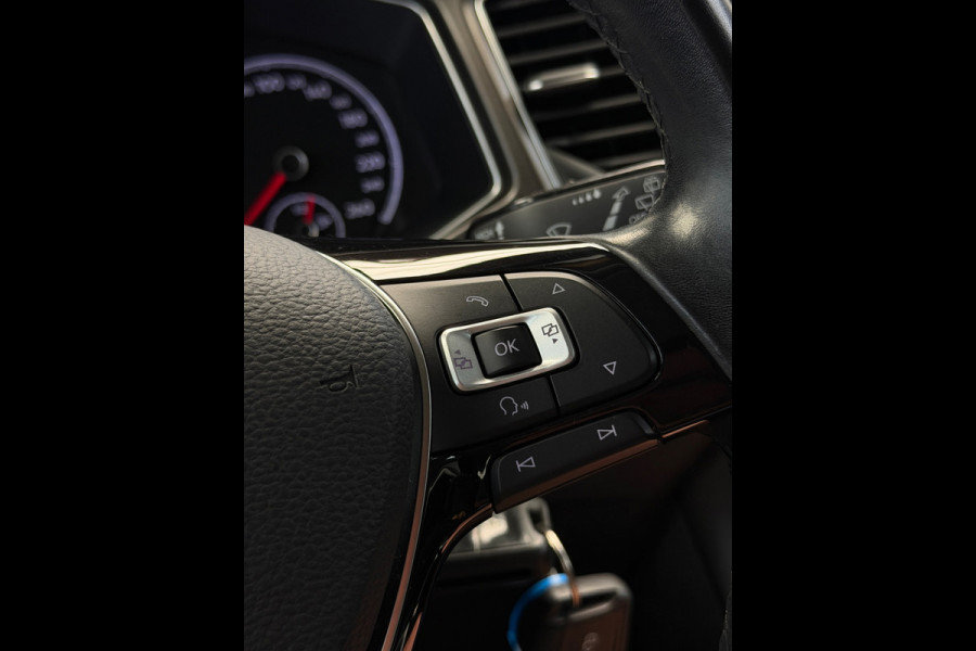 Volkswagen T-Roc 1.0 TSI Style CarPlay LED
