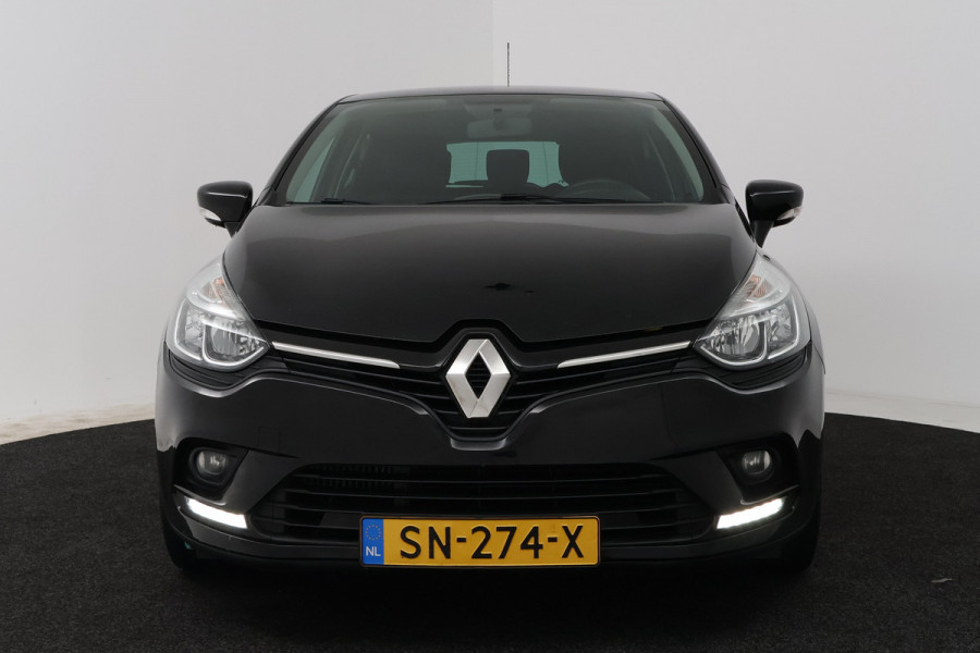Renault Clio 0.9 TCe Limited (NAVIGATIE, CRUISE CONTROL, PARKEERSENSOREN)