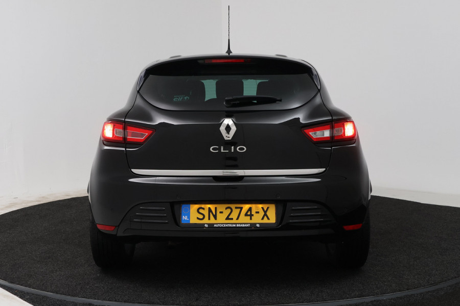 Renault Clio 0.9 TCe Limited (NAVIGATIE, CRUISE CONTROL, PARKEERSENSOREN)