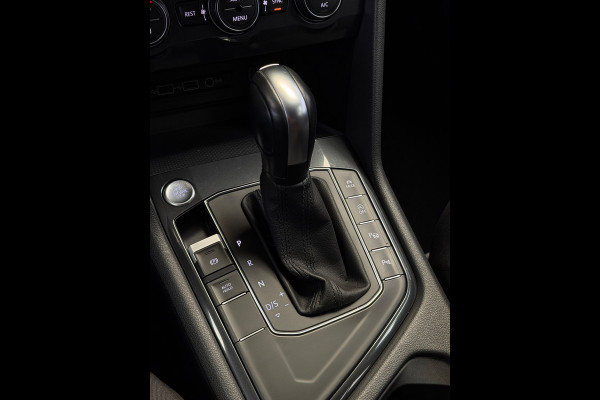 Volkswagen Tiguan Allspace 1.5 TSI R-Line CarPlay Camera 7p.