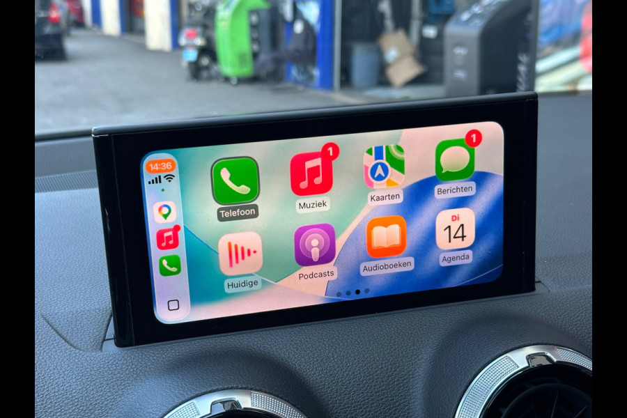 Audi Q2 35 TFSI S-Line Leer Navi Camera Carplay Pano