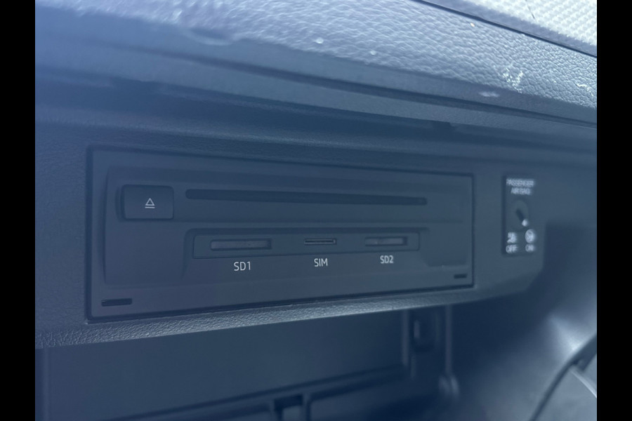 Audi Q2 35 TFSI S-Line Leer Navi Camera Carplay Pano