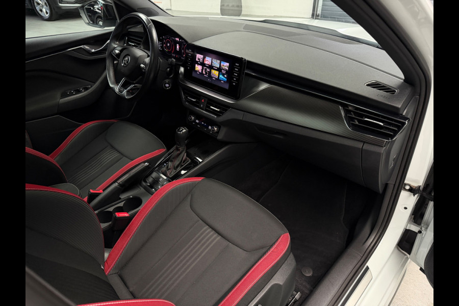 Škoda Kamiq 1.5 TSI Monte Carlo Pano CarPlay Camera
