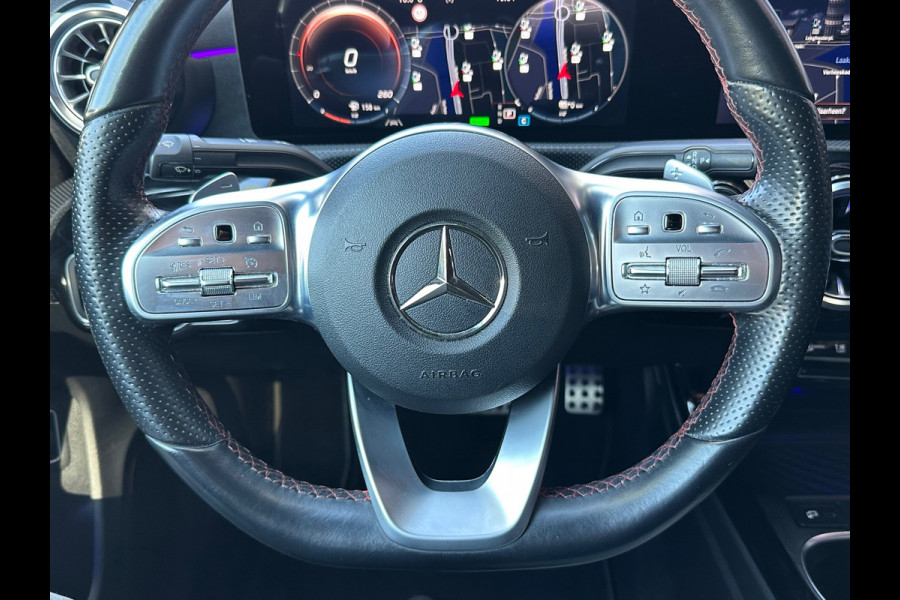 Mercedes-Benz A-Klasse 250 e Business Solution AMG Limited Carplay Sfeerverlichting