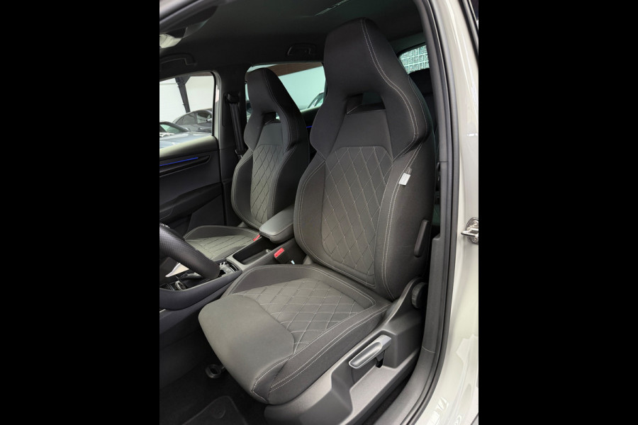 Škoda Karoq 1.5 TSI ACT Sportline CarPlay Nardo