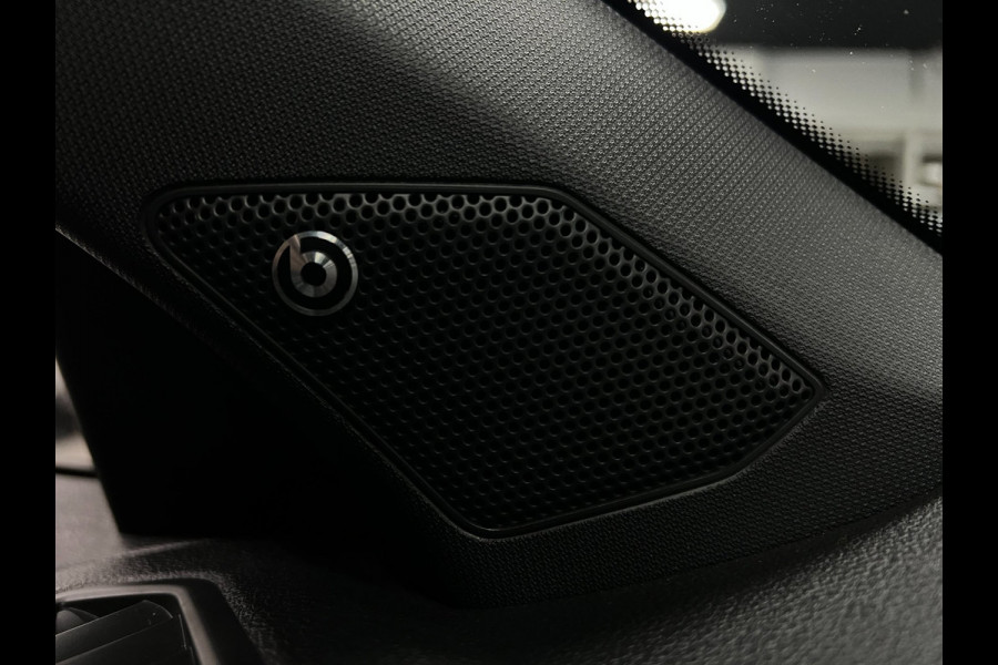 Volkswagen T-Roc 2.0 TSI 4Motion R | ACC | Beats | Pano