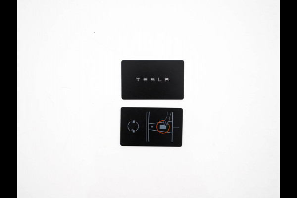 Tesla Model 3 Standard RWD Plus 60 kWh [3-Fase-11kW] {SoH-90%} (INCL-BTW) Aut. *PANO | AUTOPILOT | LEATHER | KEYLESS | FULL-LED | MEMORY-PACK | TOPVIEW | DAB | CARPLAY | DIGI-COCKPIT | LANE-ASSIST | HEATED- COMFORTSEATS | 19"ALU*