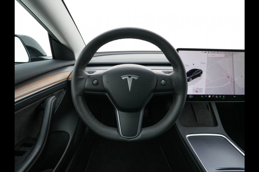 Tesla Model 3 Standard RWD Plus 60 kWh [3-Fase-11kW] {SoH-90%} (INCL-BTW) Aut. *PANO | AUTOPILOT | LEATHER | KEYLESS | FULL-LED | MEMORY-PACK | TOPVIEW | DAB | CARPLAY | DIGI-COCKPIT | LANE-ASSIST | HEATED- COMFORTSEATS | 19"ALU*