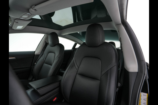 Tesla Model 3 Standard RWD Plus 60 kWh [3-Fase-11kW] {SoH-90%} (INCL-BTW) Aut. *PANO | AUTOPILOT | LEATHER | KEYLESS | FULL-LED | MEMORY-PACK | TOPVIEW | DAB | CARPLAY | DIGI-COCKPIT | LANE-ASSIST | HEATED- COMFORTSEATS | 19"ALU*