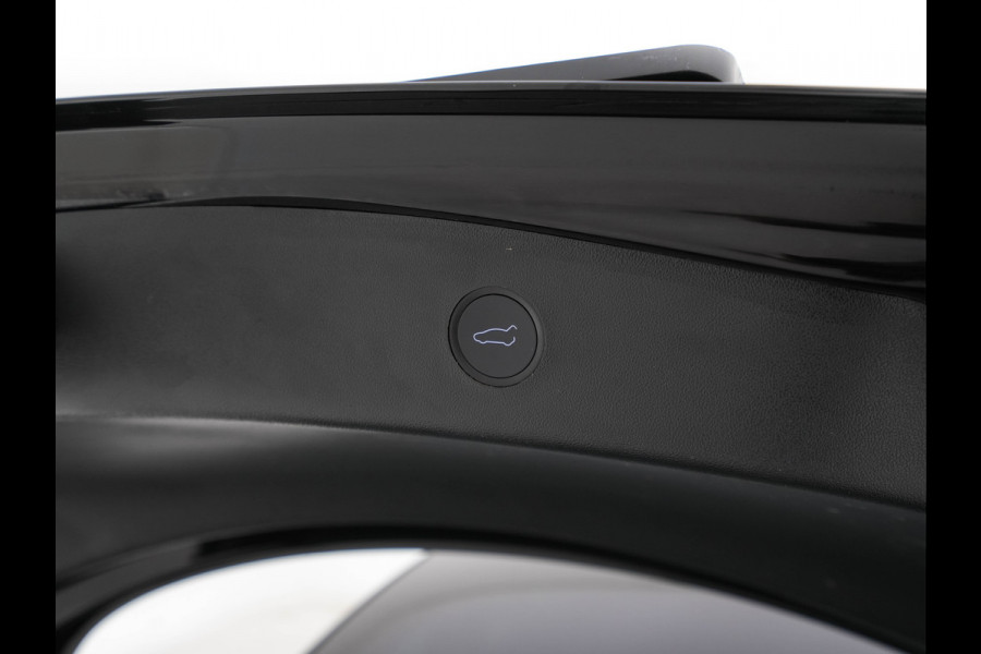 Tesla Model 3 Standard RWD Plus 60 kWh [3-Fase-11kW] {SoH-90%} (INCL-BTW) Aut. *PANO | AUTOPILOT | LEATHER | KEYLESS | FULL-LED | MEMORY-PACK | TOPVIEW | DAB | CARPLAY | DIGI-COCKPIT | LANE-ASSIST | HEATED- COMFORTSEATS | 19"ALU*