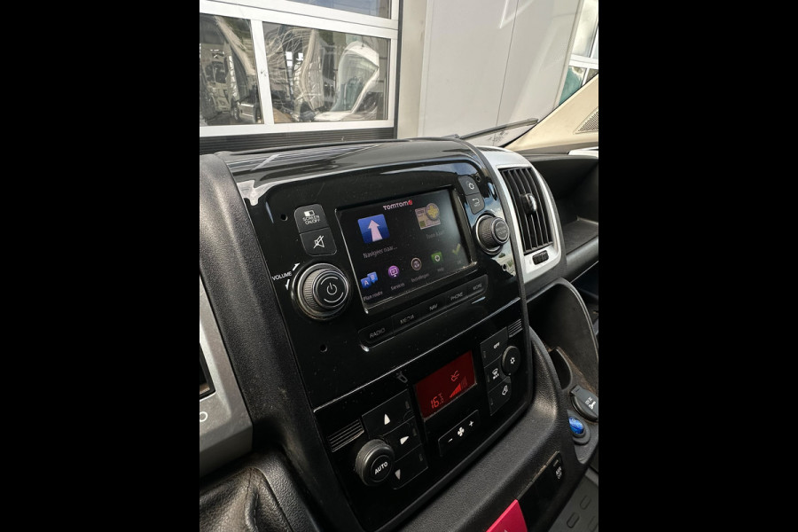 Fiat Ducato 35 2.3 MultiJet L2H2 > 177pk/Trekhaak/Cruise control/navigatie...