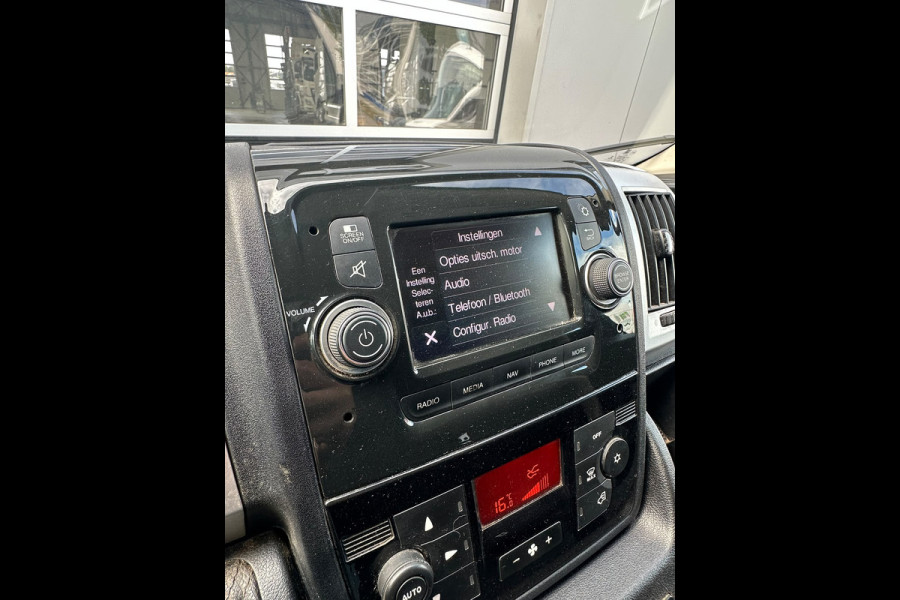 Fiat Ducato 35 2.3 MultiJet L2H2 > 177pk/Trekhaak/Cruise control/navigatie...