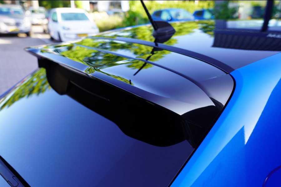 Peugeot 208 1.2 PureTech GT Pack | Prijs rijklaar incl. 12 mnd garantie | Camera Navi Bluetooth Pdc Lmv