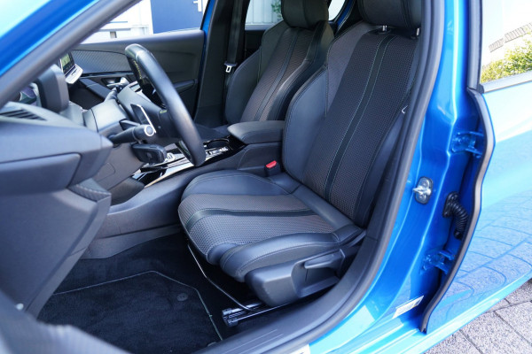 Peugeot 208 1.2 PureTech GT Pack | Prijs rijklaar incl. 12 mnd garantie | Camera Navi Bluetooth Pdc Lmv