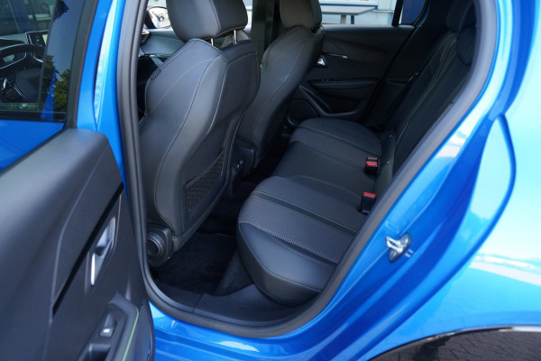 Peugeot 208 1.2 PureTech GT Pack | Prijs rijklaar incl. 12 mnd garantie | Camera Navi Bluetooth Pdc Lmv
