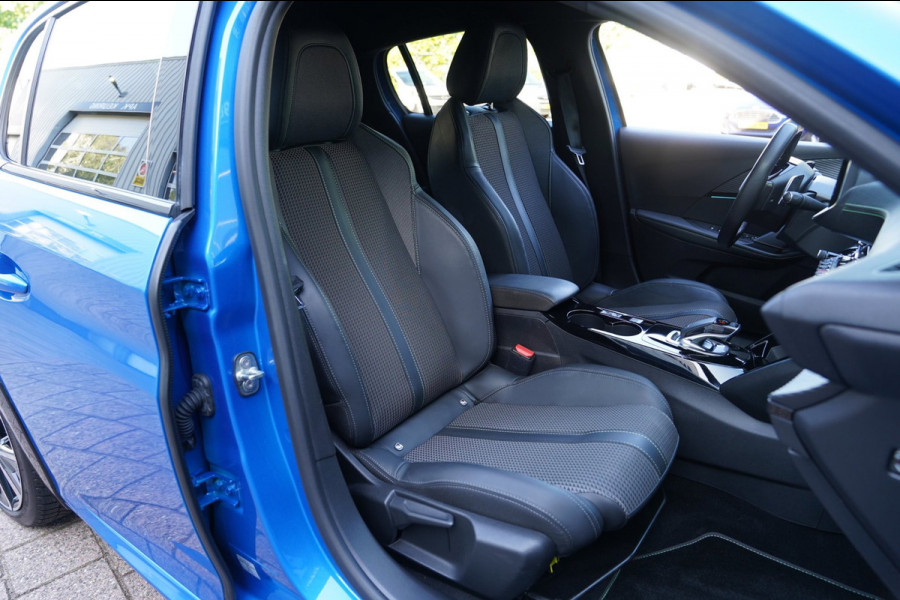 Peugeot 208 1.2 PureTech GT Pack | Prijs rijklaar incl. 12 mnd garantie | Camera Navi Bluetooth Pdc Lmv
