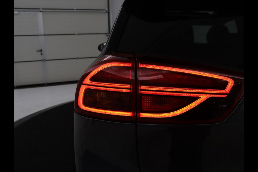 Kia e-Niro DynamicPlusLine 64 kWh | SOH 95,3% | Panoramadak | Half leder | Stuur/stoel verwarming | Adaptive cruise | Lane assist | Climate control | Carplay | Camera | Park assist | Full LED