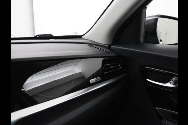 Kia e-Niro DynamicPlusLine 64 kWh | SOH 95,3% | Panoramadak | Half leder | Stuur/stoel verwarming | Adaptive cruise | Lane assist | Climate control | Carplay | Camera | Park assist | Full LED
